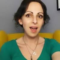 Madeleine Collier's Instagram, Twitter & Facebook