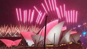 La estrella de fuegos artificiales son los objetos que se utilizan para determinar el color, el efecto y la forma de los cohetes de fuegos artificiales. 5ija4ffbtrbecm