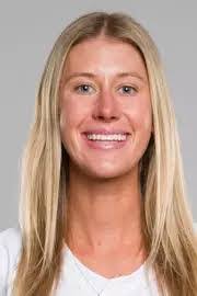 Mckenzie Olsen's Instagram, Twitter & Facebook