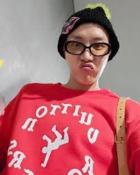 Emelia London's Instagram, Twitter & Facebook