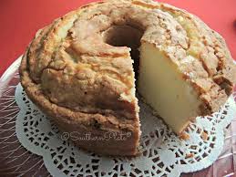 However, of all the dairy varieties, heavy cream, with its intense richness, wins when it comes to speaking of hot beverages, why not add some flavor to your leftover heavy cream to make your own holiday creamer? Pin By Lynn Heilmac On Goodies Pound Cake Recipes Desserts Cake Recipes
