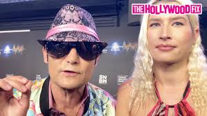 Corey Feldman & Wife Courtney Anne Mitchell Talk Vaccine Mandates, Gavin  Newsom Recall & More!