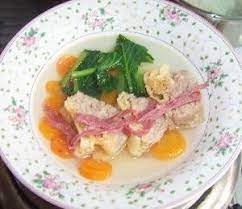 Umumnya, kuah bakso yang digunakan diracik dari rebusan daging sapi atau ayam. Sup Perut Ikan Resep