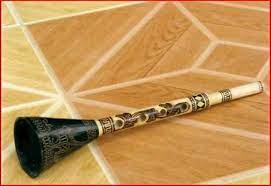 Serunai adalah jenis alat musik tradisional jenis tiup yang berasal dari daerah minang. 9 Jenis Alat Musik Tradisional Sumatera Barat Gambar Dan Penjelasan