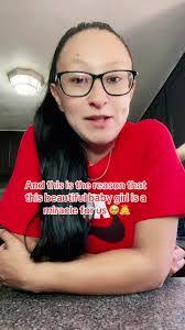 Ashley Valles's Instagram, Twitter & Facebook