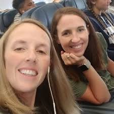 April Adcock (@AprilAdcock3)