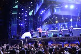 Justin Bieber Performing On New Year S Eve At Fontainebleau Miami Beach Fontainebleau Miami Beach Fontainebleau Miami Beach