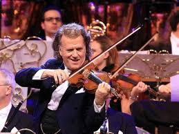 Taken from the dvd andré rieu live in maastricht 4, a midsumme. Das Leben Ist Ein Walzer Andre Rieu In Der Arena Leipzig Lvz Leipziger Volkszeitung