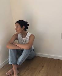 Who are the research team for brandy melville? Maria Gabriela Santos