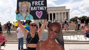January 19, 2017 britney wins favorite female artist, favorite pop artist, favorite social media celebrity and favorite comedic collaboration at the people's choice awards view the original image Britney Spears Father Questions His Daughter S Mental Health News Dw 07 08 2021