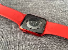 The apple watch 6 (or apple watch series 6, if you want to be all proper about it) is the latest watch from the company alongside the apple watch se that launched at the same time. Apple Watch 6 Im Test Macerkopf