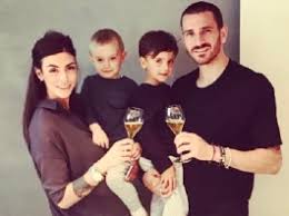 Please only use it for a guidance and martina maccari's actual income may vary a lot from the dollar amount shown above. Martina Maccari Archivi Gentevip It Gossip News