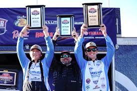 Deep spotted bass carry Story and Putnam to victory at Bassmaster High  School Series at Smith Lake
