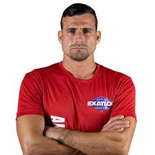 Alexander Rodriguez Team Famosos El Puertorriqueno Es Un Gimnasta Retirado De 33 Anos Pertenecio Al Equipo Naci In 2020 Telemundo Mens Tops Mens Polo Shirts
