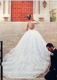 Photo by gianny campos we love looking at pictures from real weddings here at brides. Buy Big Wedding Dresses With Long Trains Cheap Online