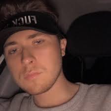 mac brooks (@_macbrooks_)