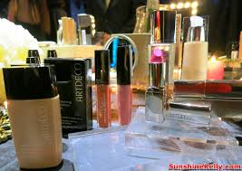 In 2020, malaysia's imports of beauty and skincare preparations from france amounted to import value of beauty and skincare products in malaysia in 2020, by leading import markets (in million u.s leading companies trust statista: Sunshine Kelly Beauty Fashion Lifestyle Travel Fitness Artdeco Cosmetics In Malaysia