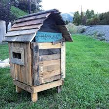 A pallet made chicken coop that is free to construct. 25 Pallet Chicken Coop Plans To Save Your Money Free Guide