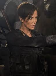 Theron followed this with appearances as a hitwoman in 2 days in the valley. 11 Frisuren Ideen Frisuren Matthias Schoenaerts Netflix Filme