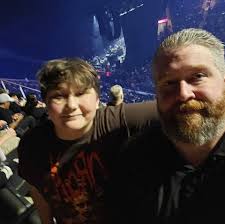 What ever happened to the bee girl? Then: In 1993, at the age of 10,  Heather DeLoach became everybody's favorite music video star when she hit  TV screens in Blind Melon's 'No