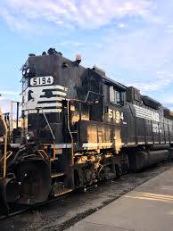 This Is The Definition Of Old School Norfolk Southern Railroad Photos Railroad Pictures
