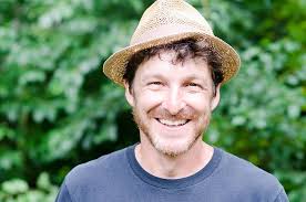 Essential Hempcrete Construction: The Complete Step-by-Step Guide  (Sustainable Building Essentials Series, 1): Magwood, Chris: 9780865718197:  Amazon.com: Books