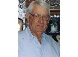 Mac Bowles's Instagram, Twitter & Facebook