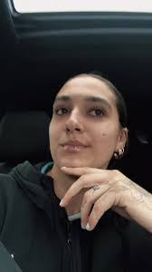 Laura Gamache's Instagram, Twitter & Facebook