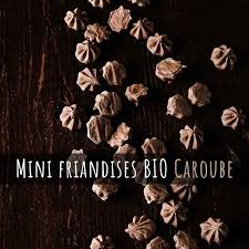 Mini Friandises Bio Caroube Pour Chiens Et Chiots La Caroube Est Un Bon Additif Plein De Vitamines Et Mineraux Qui Fait Penser Instagram Movie Posters Poster