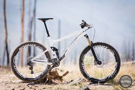 Turner Flux V4 Goes Carbon Mountain Bikes For Sale Mountain Bikes For Sale Mountain Biking Mtb Bike