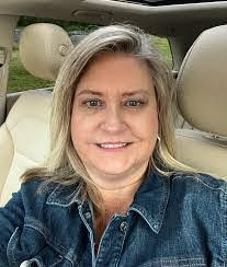 Felecia Beck's Instagram, Twitter & Facebook