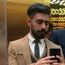 stundents of ashur university