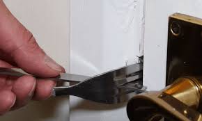 Free delivery and returns on ebay plus items for plus members. How To Lock A Door Without A Lock The Best Options