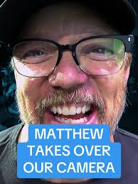 don't let matthew near your cameras. or do. #matthewlillard #scream  #scoobydoo #fnaf #galaxycon