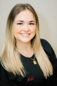 Hali Thompson's Instagram, Twitter & Facebook