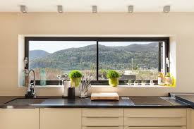 Nueva colección java cocina para cortinas, ideales para tu comedor o cocina por los motivos que envía una foto de la ventana que quieres decorar y te ayudamos a elegir la cortina o estor que más. 5 Maneras De Decorar Ventanas Si No Tienes Cortinas Decor Tips
