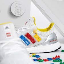 Weitere ideen zu adidas, unschlagbar, socken. Lego X Adidas Ultra Boost 4 0 Dna Alle Release Infos Snkraddicted