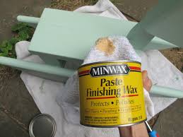 It's 4 pounds, and i used 2 1/2 tablespoon so according to my google tablespoon to pounds conversion i dropped about $.15 cents on plaster of paris. Learn How To Make Your Own Chalk Style Paint How Tos Diy
