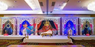Recreate a setting of ddlj to om shanti om or you may slot in ideas from the classic films of yester. Amazing Mughal Theme Wedding Stage Dst International
