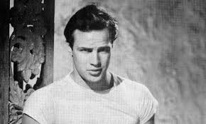 The official website for the marlon brando estate. Marlon Brando Dzhendr Fluiden No Predpochital Zheni Posledni Novini Ot Dnes Bg