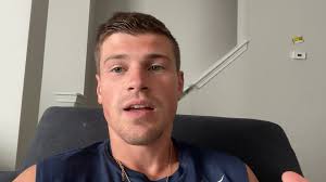 Jack Flood : r/BarefootMaleCelebs