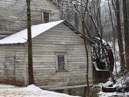 2008 Gilreath Mill Snow Greer Sc In 2020 House Styles Cool Photos Engineered Wood