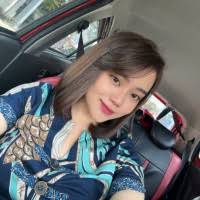 20+ "Sandy Sanger" profiles