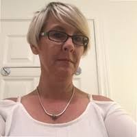 Jayne Hutton's Instagram, Twitter & Facebook