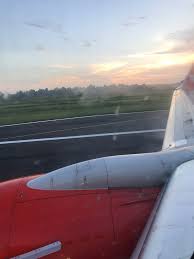 Tiket pesawat murah lion air di wego.co.id :airplane: File Imej Enjin Dan Sayap Pesawat Lion Air Jt Boeing 737 Jpg Wikimedia Commons