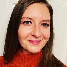 April Stracener's Instagram, Twitter & Facebook