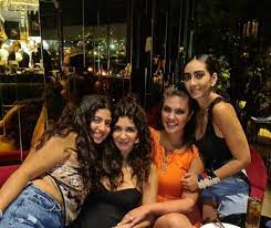 كل عام وأنت عيد ميلاد حبي، كل عام وأنت في حياتي، بك أحتفل وأشعل لك شموع قلبي، وأهديك ورد لك زرعته بذاتي، يا أجمل هدية عمري من فضل ربي، جتني تحقق في. Ù…Ù†Ø© Ø´Ù„Ø¨Ù‰ Ù…Ø·Ù„ÙˆØ¨Ø© Ø¹Ù„Ù‰ Ø¬ÙˆØ¬Ù„ Ø¨Ø¹Ø¯ Ø§Ù„Ø§Ø­ØªÙØ§Ù„ Ø¨Ø¹ÙŠØ¯ Ù…ÙŠÙ„Ø§Ø¯Ù‡Ø§ Ù…Ø¨ØªØ¯Ø§