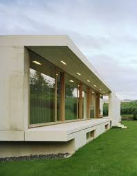 house at zimmerberg bottom rossetti wyss architekten moderne hausfassaden moderne hausfassade haus aussendesign