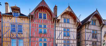 Guests have access to a fitness. Troyes Une Ville Aux Mille Et Une Facettes