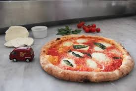 Pizza Casa Faenza Restaurant Reviews Photos Phone Number Tripadvisor